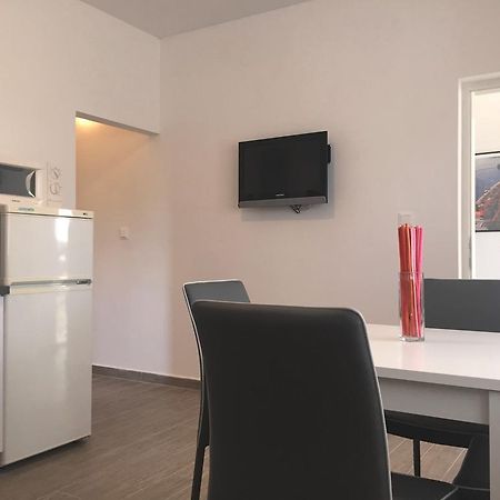 Apartments Valentino 苏佩塔斯卡德拉加 外观 照片