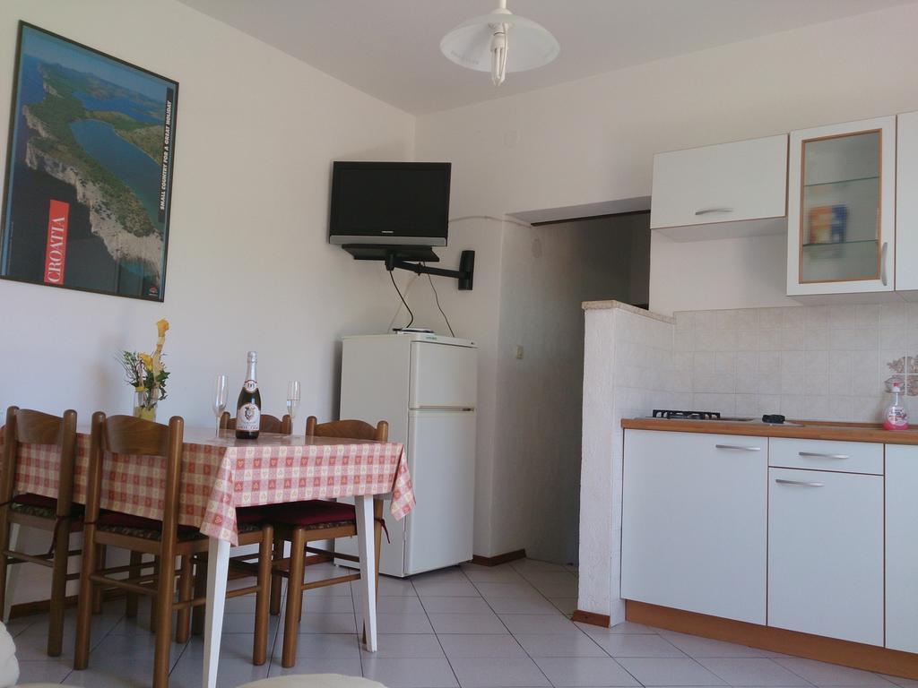 Apartments Valentino 苏佩塔斯卡德拉加 客房 照片